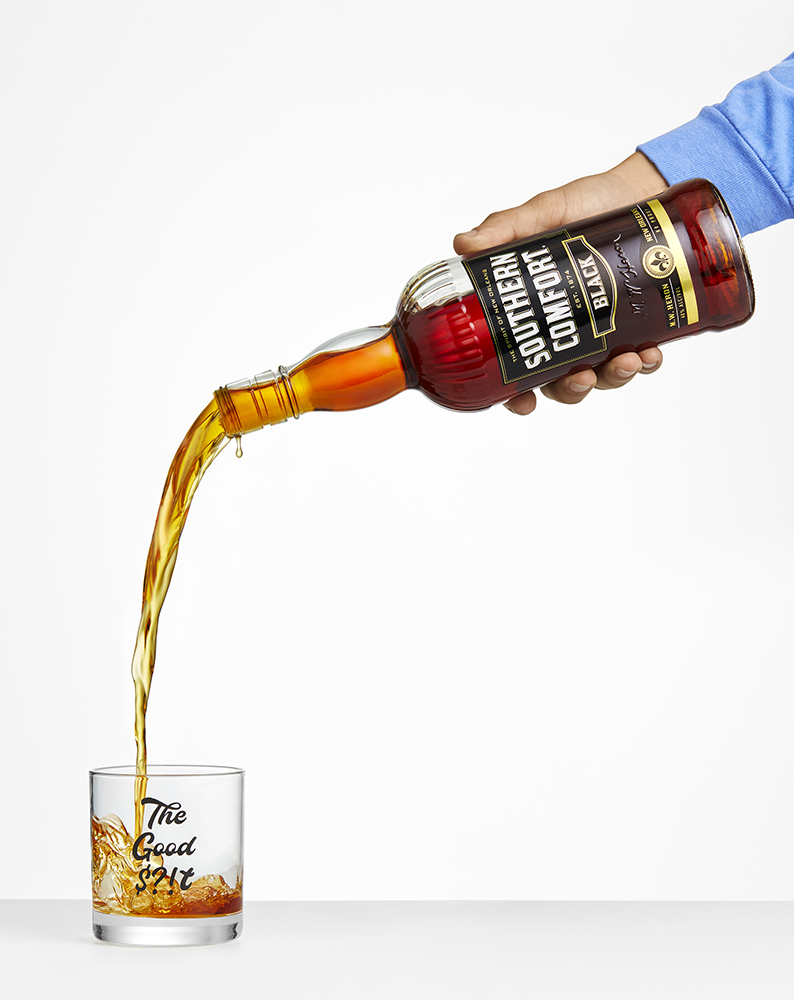 FINAL_SouthernComfort_KV_Black_GoodShit_017_VERTICAL_150dpi